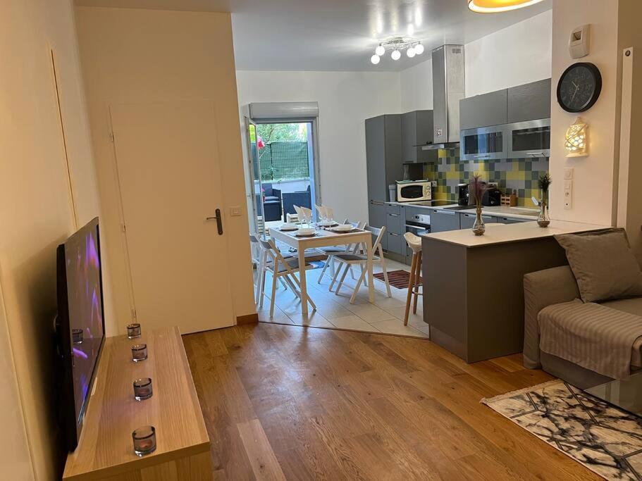 T2 A 15mn Stade De France Porte De Paris Apartment Épinay-sur-Seine